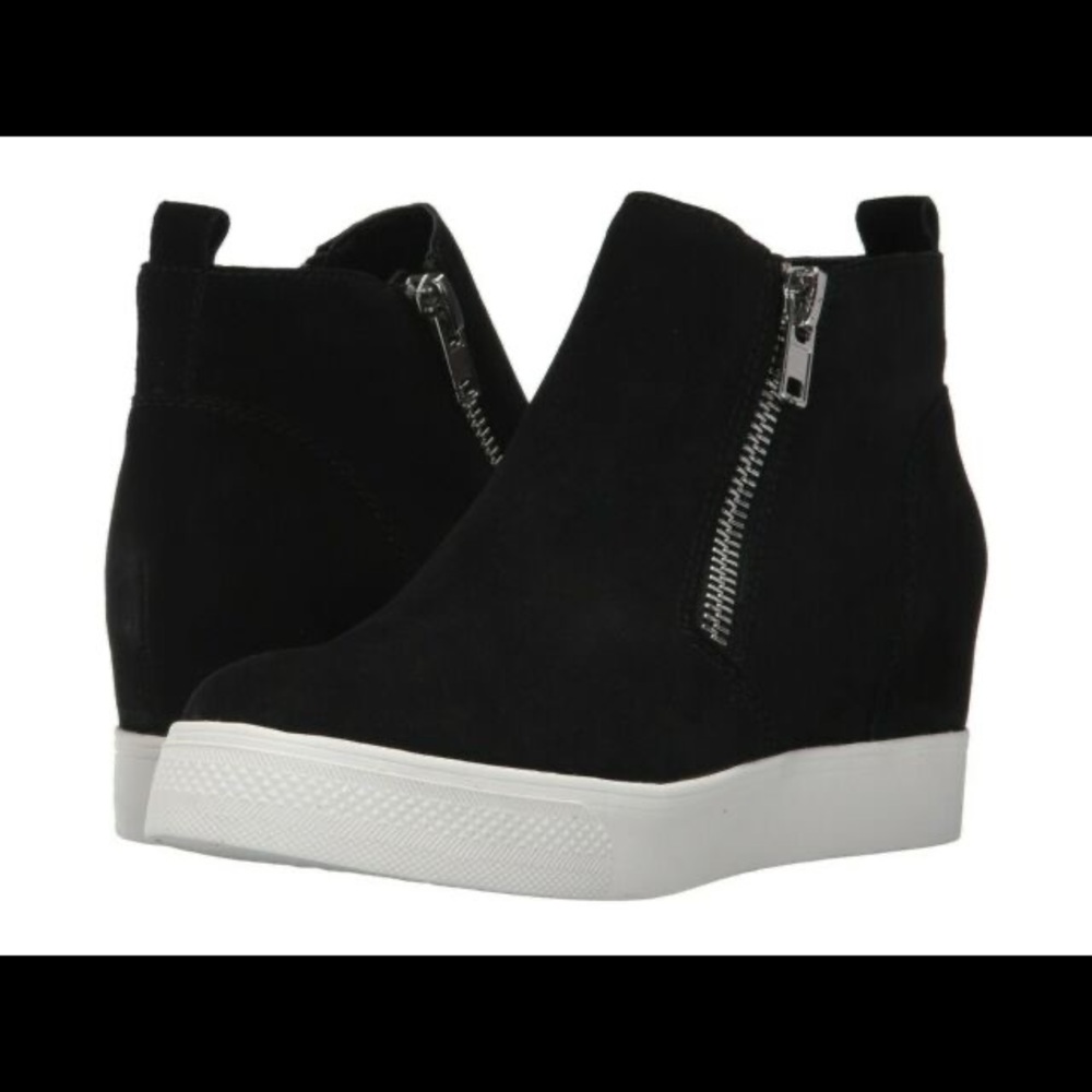 STEVE MADDEN HIGH TOPS 🖤